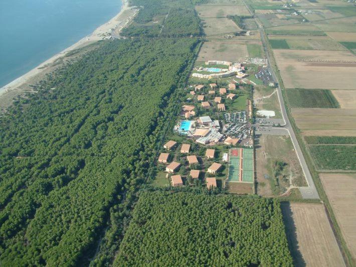 Hotel Club Portogreco Scanzano Jonico Exterior photo