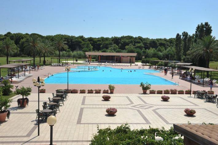 Hotel Club Portogreco Scanzano Jonico Exterior photo